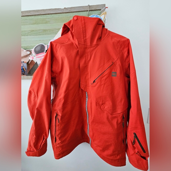 MEC Other - MEC Men's Winter Shell Jacket Coat